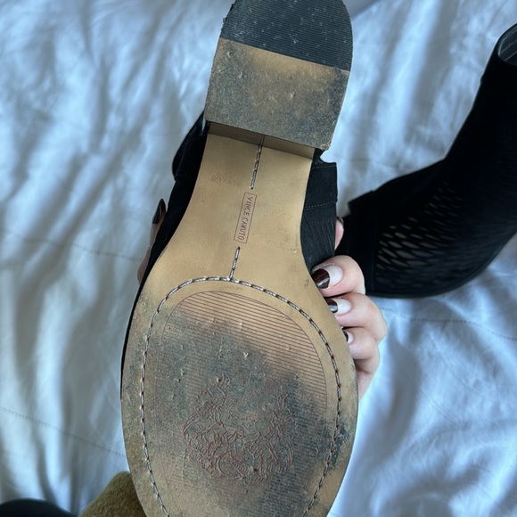 Vince Camuto block heel - Picture 5 of 5